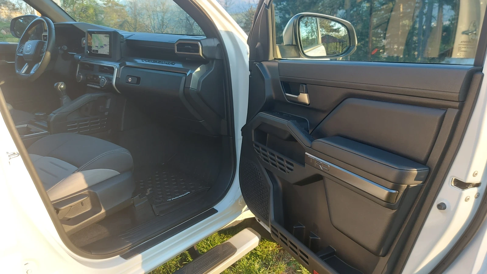 Toyota Tacoma TRD, снимка 11 - Автомобили и джипове - 54240005