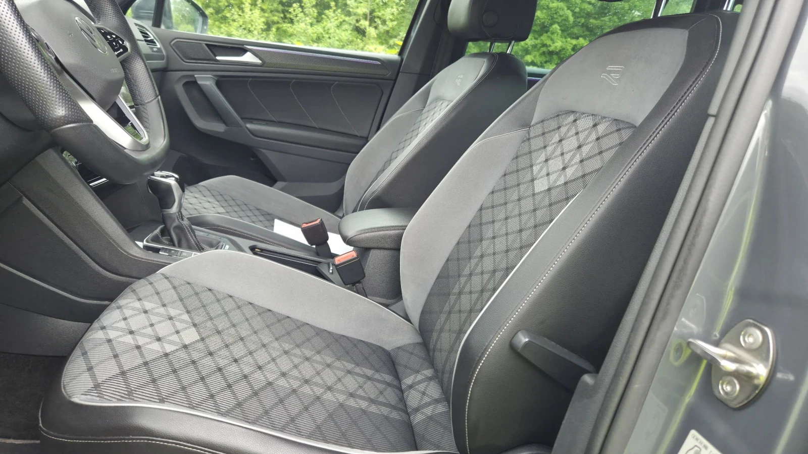 VW Tiguan R line+ 4 motion(4x4)+ Matrix LED+ 20 ���� | Mobile.bg � ����������� 13