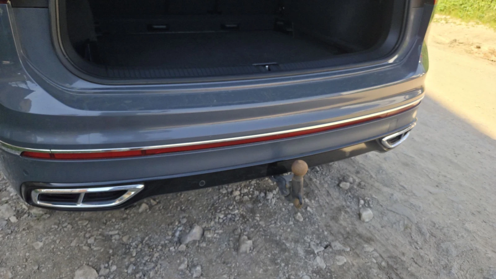 VW Tiguan R line+ 4 motion(4x4)+ Matrix LED+ 20 цола+ 200кон, снимка 14 - Автомобили и джипове - 54568710