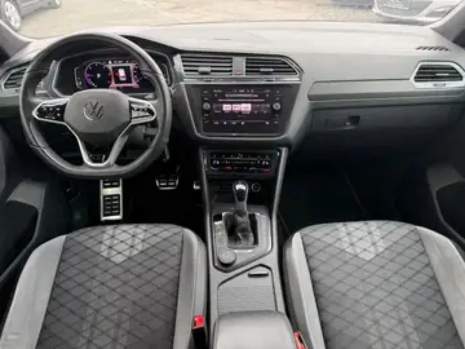 VW Tiguan R line+ 4 motion(4x4)+ Matrix LED+ 20 цола, снимка 8 - Автомобили и джипове - 54568710