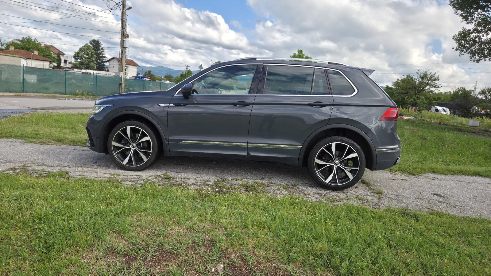 VW Tiguan R line+ 4 motion(4x4)+ Matrix LED+ 20 ����+ 200��� | Mobile.bg � ����������� 3