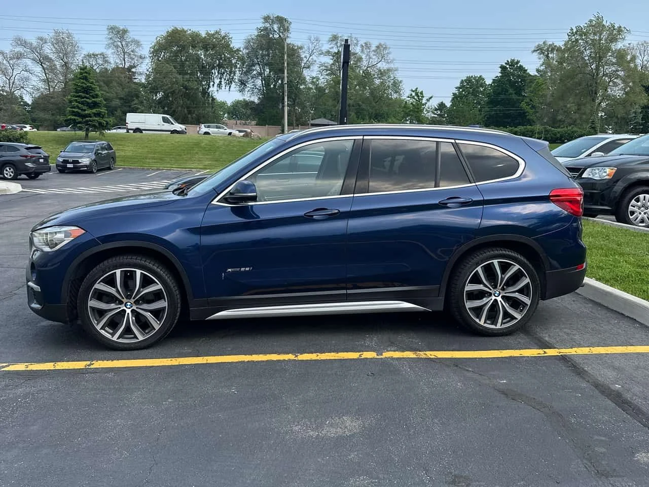 BMW X1  xDrive28i / CAMERA / ПОДГРЕВИ , снимка 2 - Автомобили и джипове - 54628347