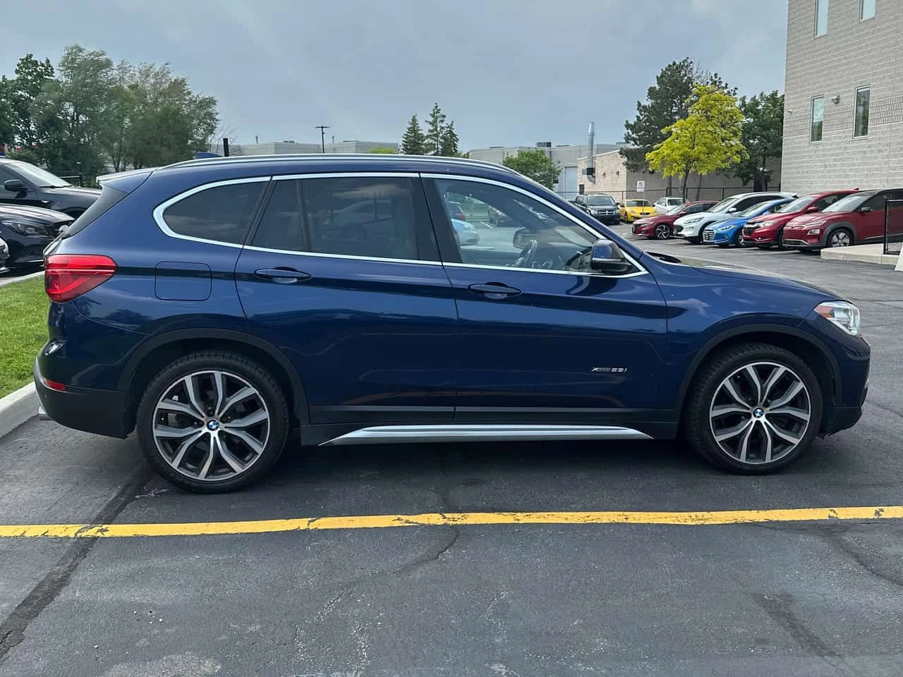 BMW X1  xDrive28i / CAMERA / ПОДГРЕВИ , снимка 3 - Автомобили и джипове - 54628347