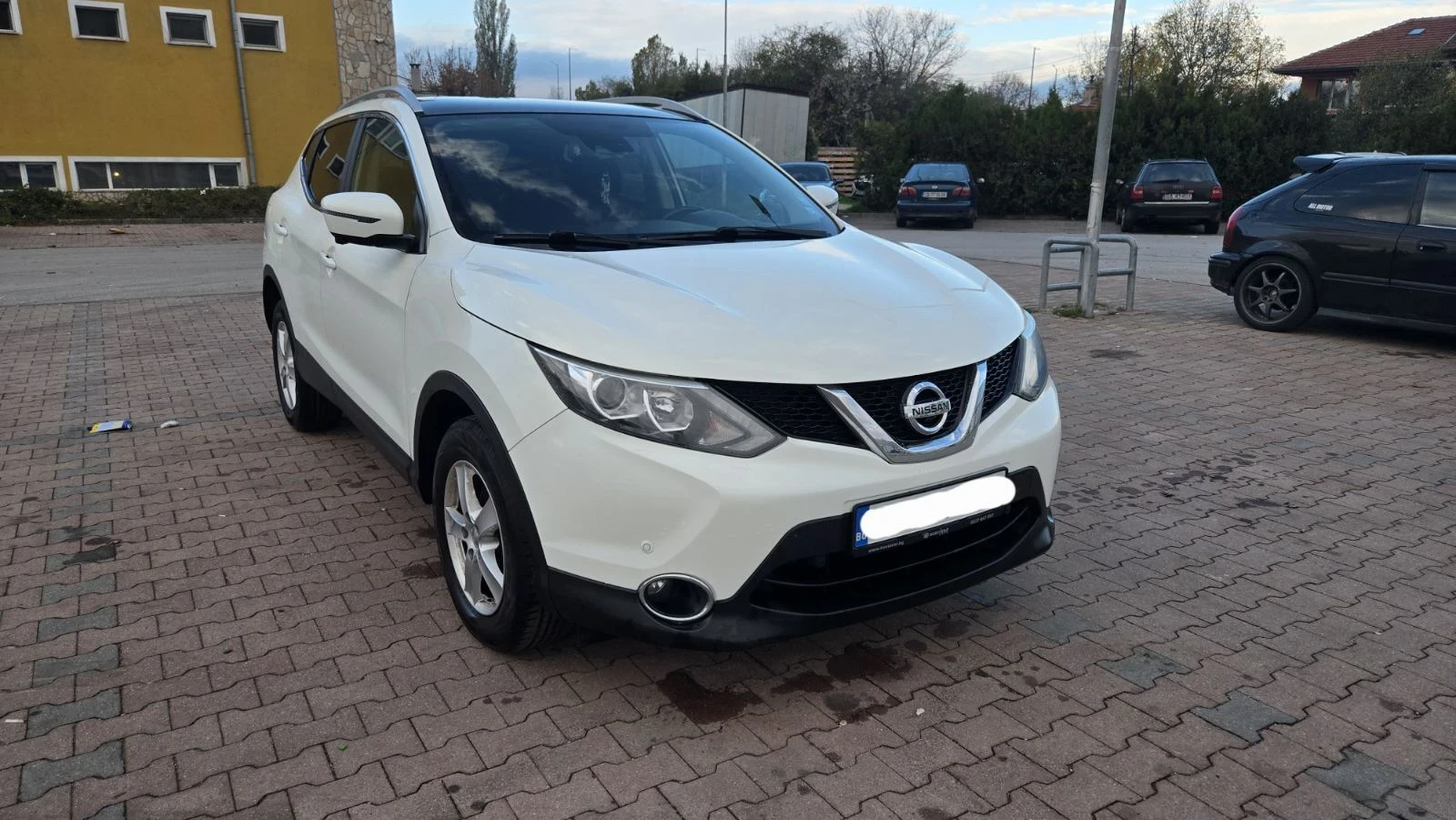 Nissan Qashqai 1.6 бензин