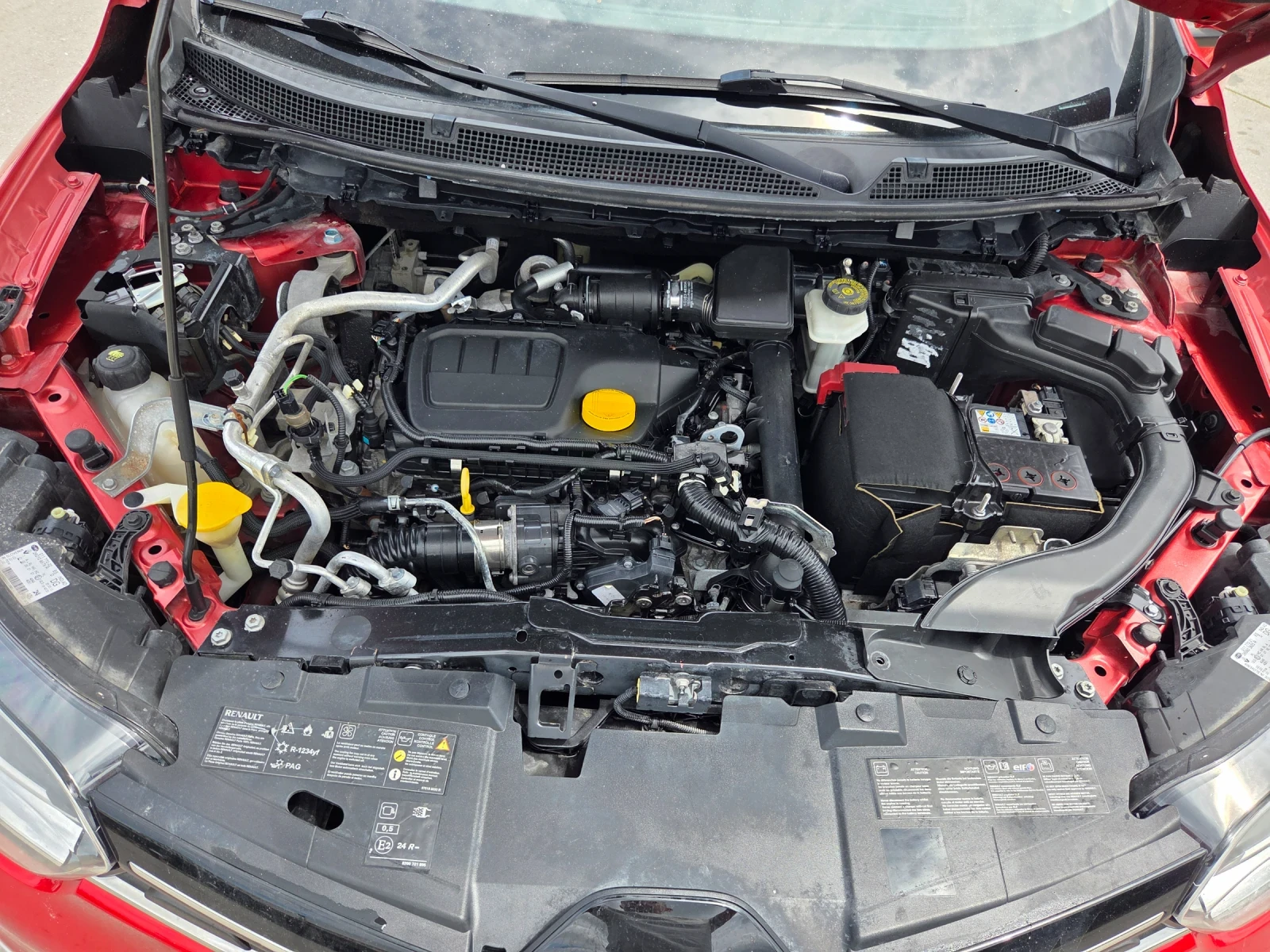 Renault Kadjar 1.6 dCi 4WD, снимка 10 - Автомобили и джипове - 54889149