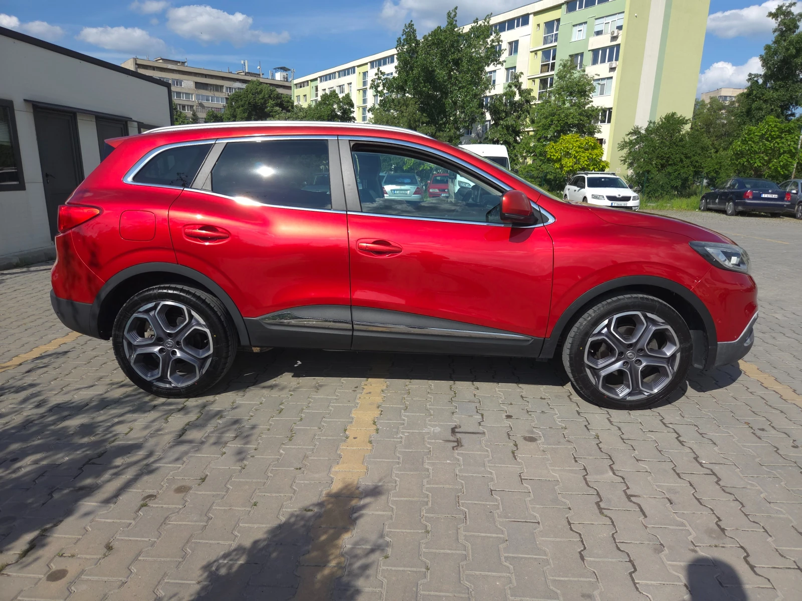 Renault Kadjar 1.6 dCi 4WD, снимка 7 - Автомобили и джипове - 54889149