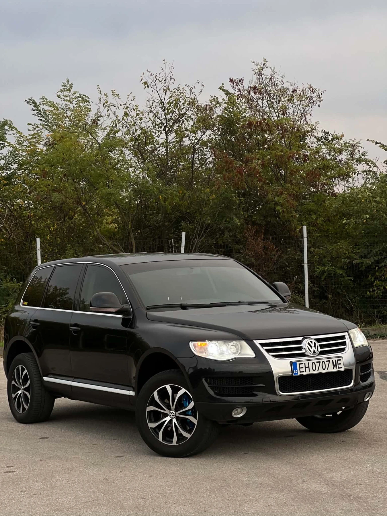 VW Touareg 3.0D ръчка, снимка 2 - Автомобили и джипове - 56572609