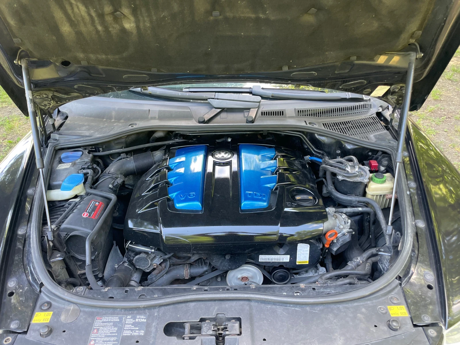 VW Touareg 3.0D ръчка, снимка 12 - Автомобили и джипове - 55267509