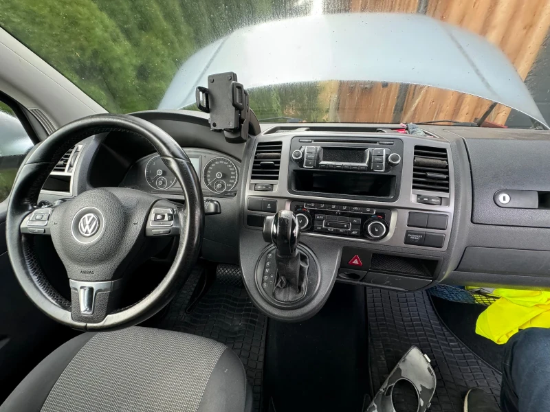 VW Transporter 2.0tdi, снимка 2 - Бусове и автобуси - 52346127