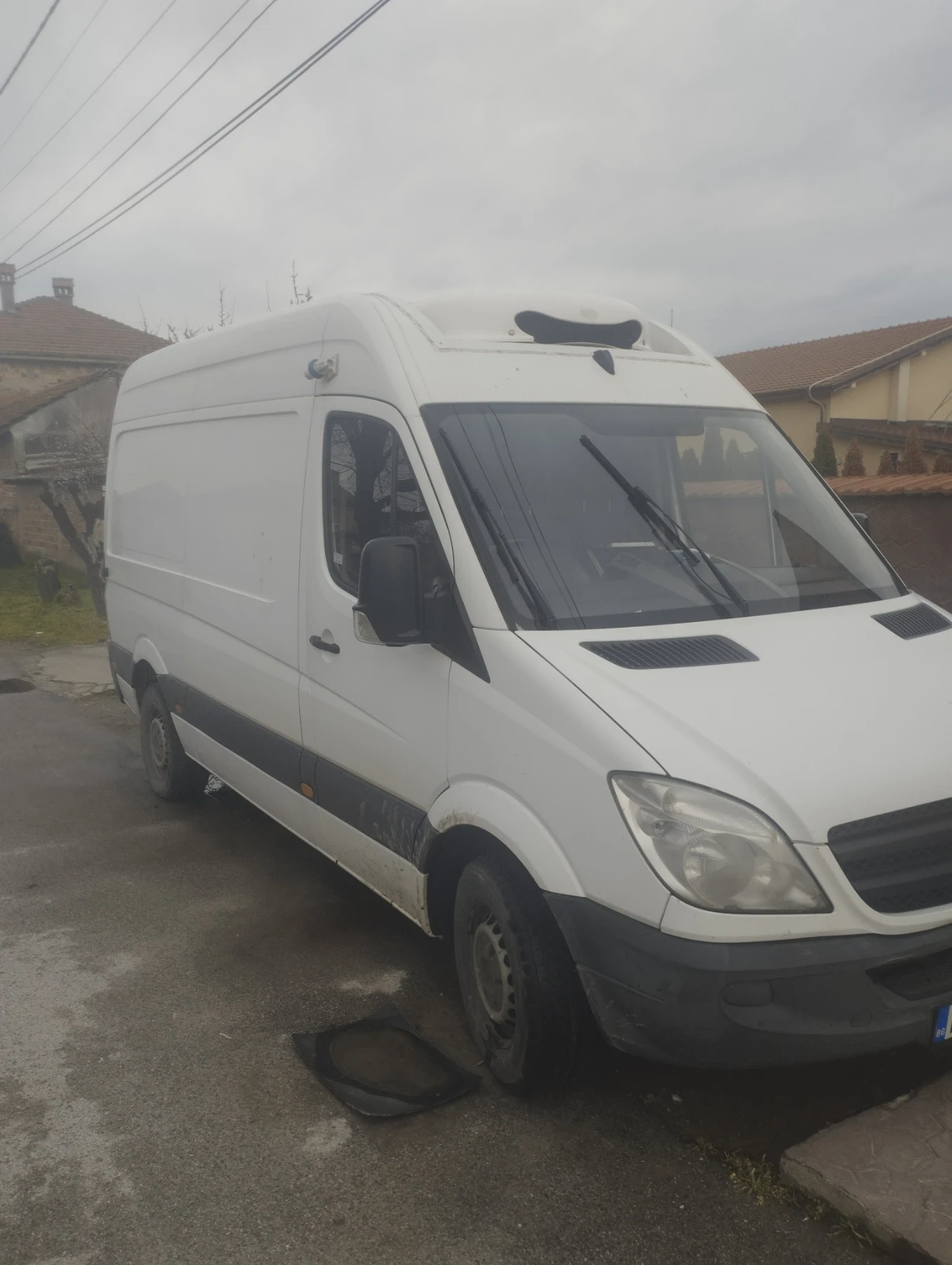 Mercedes-Benz Sprinter 313 Хладилен, снимка 9 - Бусове и автобуси - 53945943