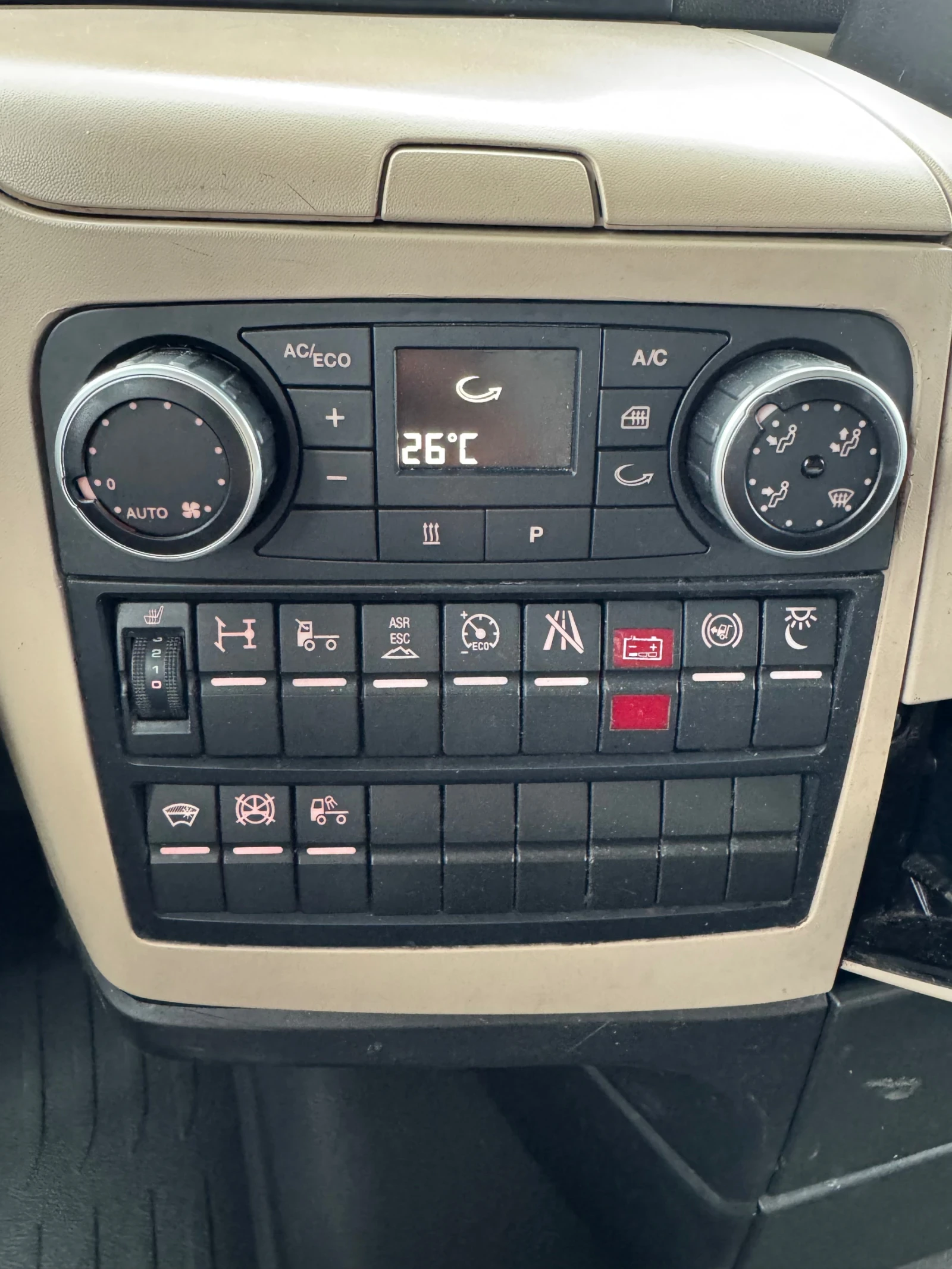 Man Tgx 18.500 euro 6c XXL Retarder, снимка 16 - Камиони - 53906823