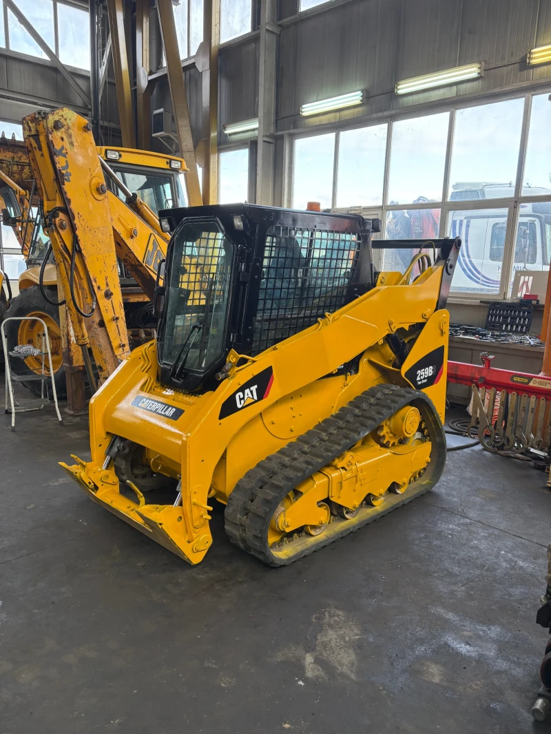 Мини челни товарачи Cat CAT 259B3, снимка 3 - Индустриална техника - 52696414