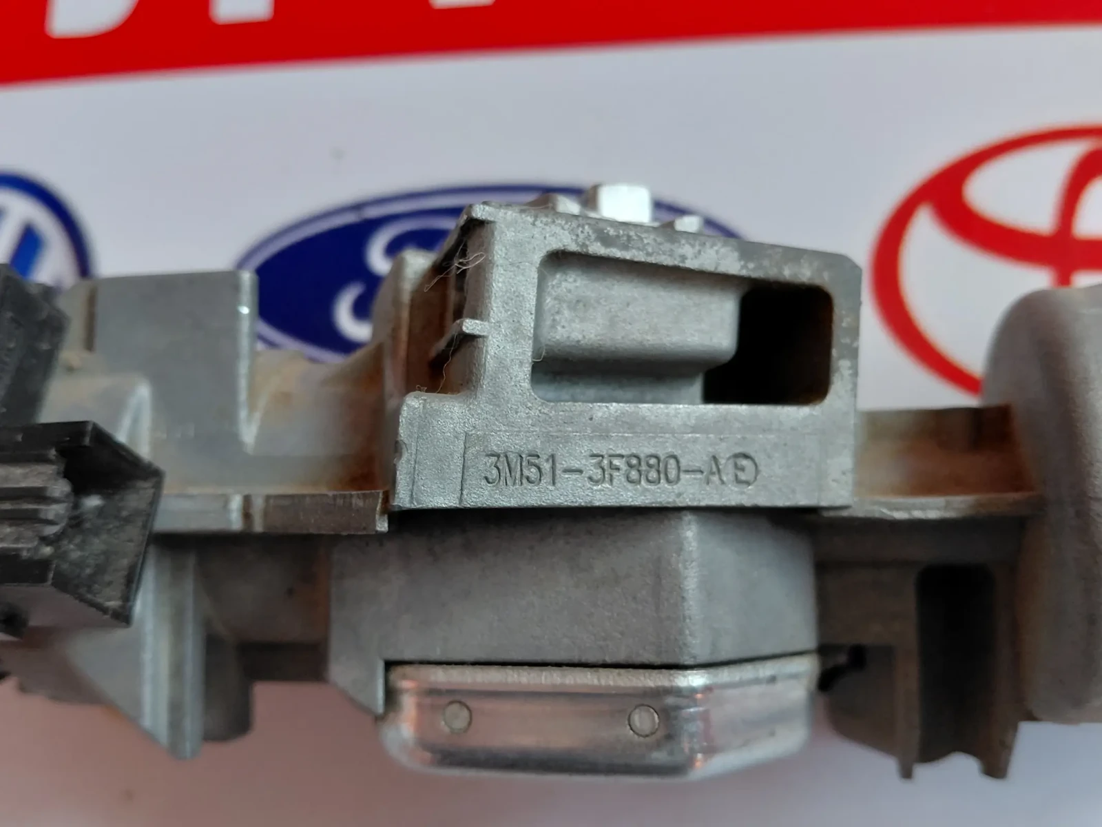3M51-3F880-AE ��������� ���� Ford Focus, C-Max,S-Max, Escape, Transit Connect (2011-2019 )6E5T-15607 | Mobile.bg � ����������� 2