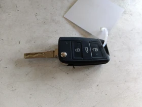 ����� �� �������� �� ��������� ���� 5E0959752 Skoda Octavia