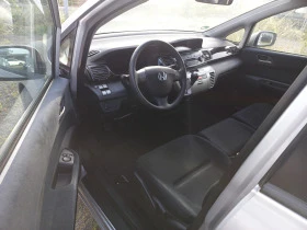 Honda Fr-v, снимка 5