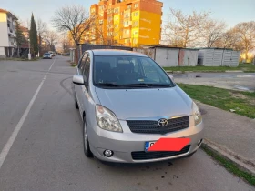 Toyota Corolla verso D4D, снимка 1