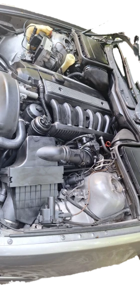 BMW 523, снимка 9