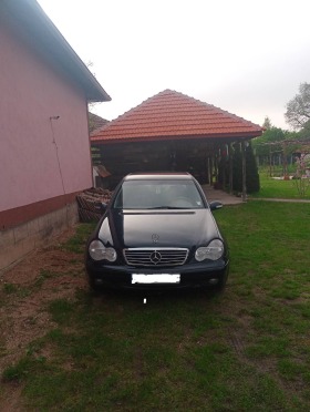 Mercedes-Benz C 200, снимка 1 - Автомобили и джипове - 45457660