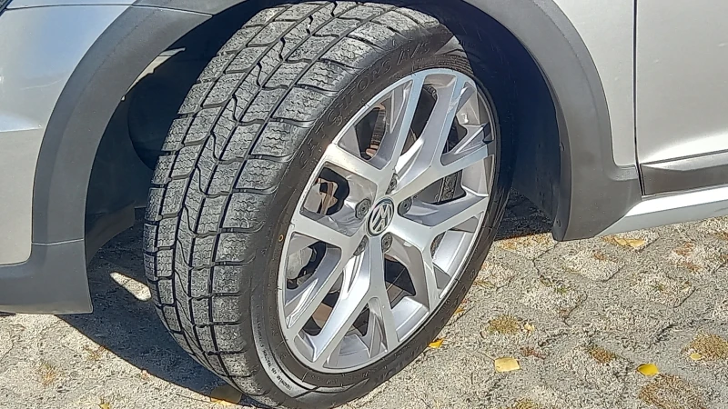 VW Alltrack ГОЛФ7 4Х4 ИЗКЛЮЧИТЕЛН СЕРВИ КНИЖК ОБСЛУЖ HIGH LINE, снимка 6 - Автомобили и джипове - 12334836