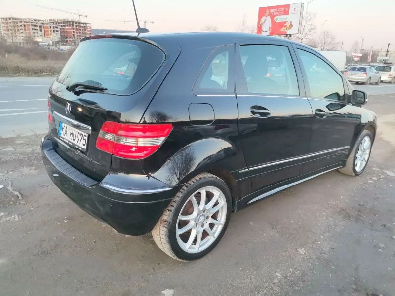 Mercedes-Benz B 170 1.7i* ПАРКТРОНИК, снимка 4 - Автомобили и джипове - 47629547