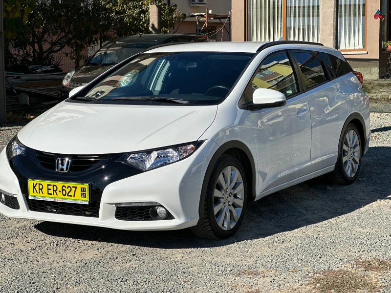 Honda Civic 1.6 I-DTEC TOURER, снимка 4 - Автомобили и джипове - 48315435