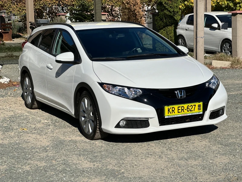 Honda Civic 1.6 I-DTEC TOURER, снимка 3 - Автомобили и джипове - 48315435