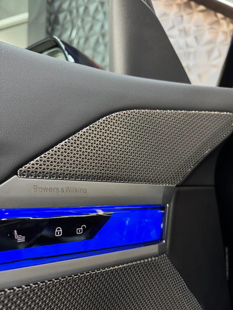 BMW 740 d xDrive * M PACKET * BOWERS&WILKINS* Панорама* , снимка 13 - Автомобили и джипове - 50263752