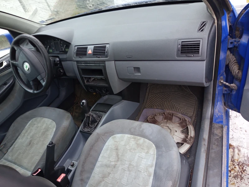 Skoda Fabia 1.9SDI 64, снимка 5 - Автомобили и джипове - 52340141