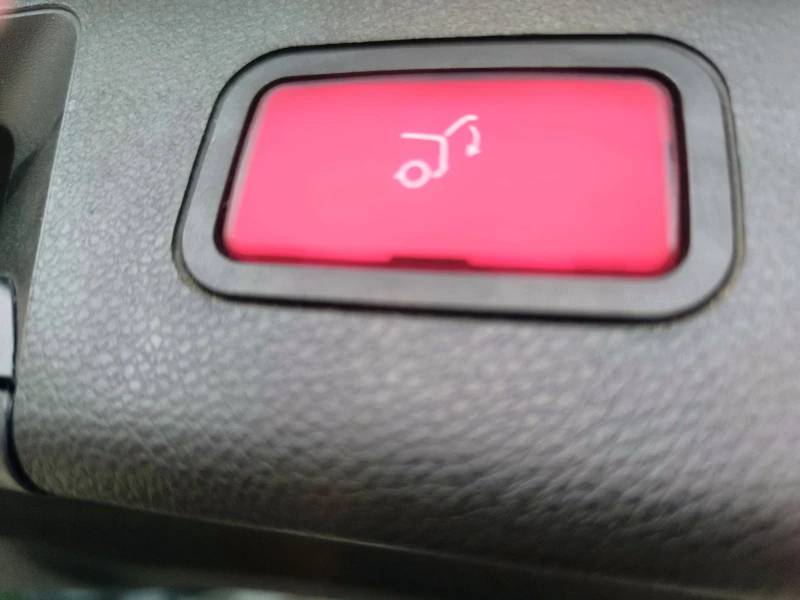 Mercedes-Benz C 220 C220 CDI 170 KС AVANTGARDE OM646 ПОДГРЕВ НА СЕДАЛК, снимка 8 - Автомобили и джипове - 52746086