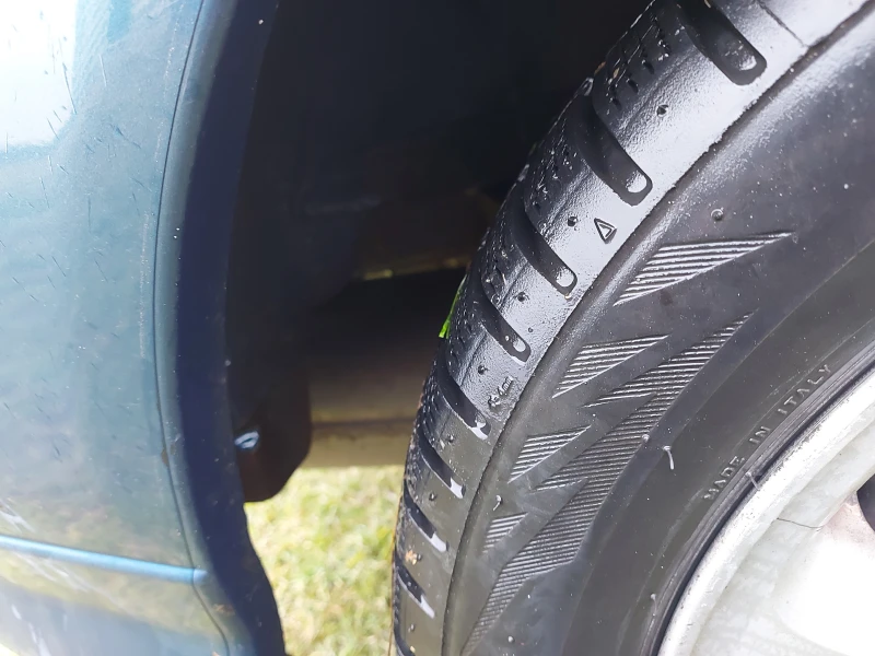 Nissan Almera tino, снимка 5 - Автомобили и джипове - 52916254