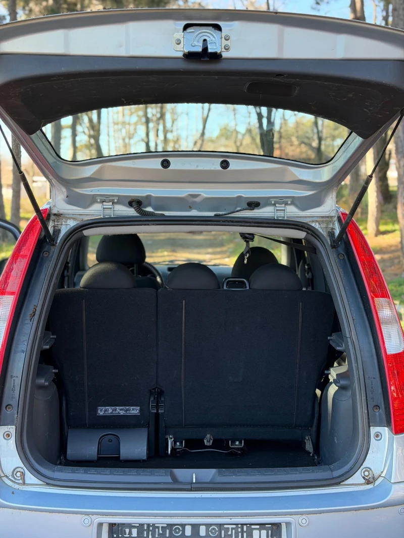 Mitsubishi Colt, снимка 11 - Автомобили и джипове - 52927839