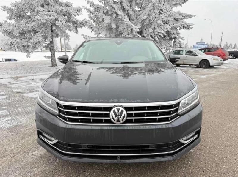 VW Passat 2017 * ПОДГРЕВ * ПАНОРАМА * ОТ ПРЕДСТАВИТЕЛСТВО, снимка 2 - Автомобили и джипове - 53306653