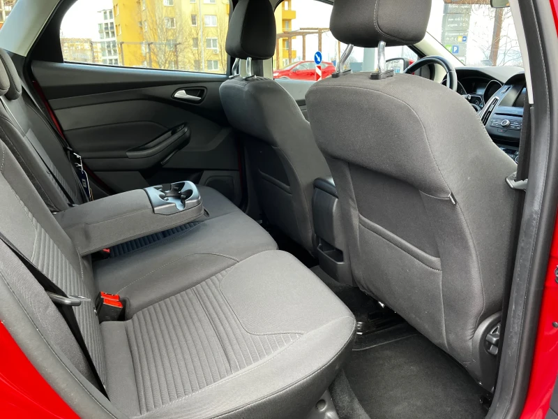 Ford Focus 1.0 Eco Boost Automatic , снимка 10 - Автомобили и джипове - 53401469