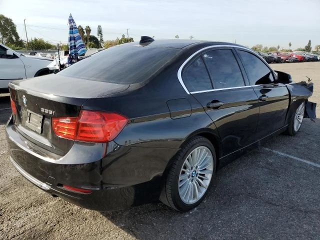 BMW 335 I* Luxury Line* Head up* Камера* , снимка 3 - Автомобили и джипове - 48792174