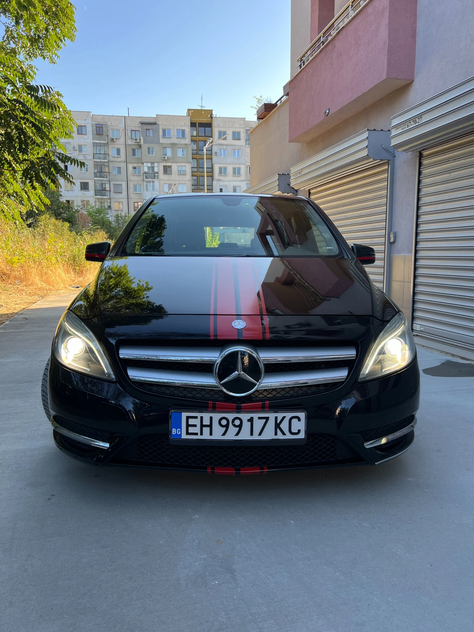 Mercedes-Benz B 180 CDI DCT Red Edition - изображение 6