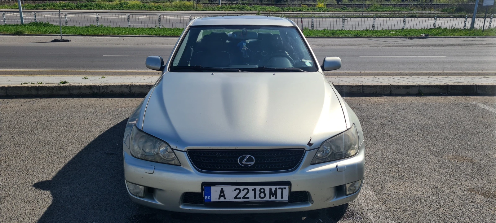 Lexus IS 200  - изображение 4