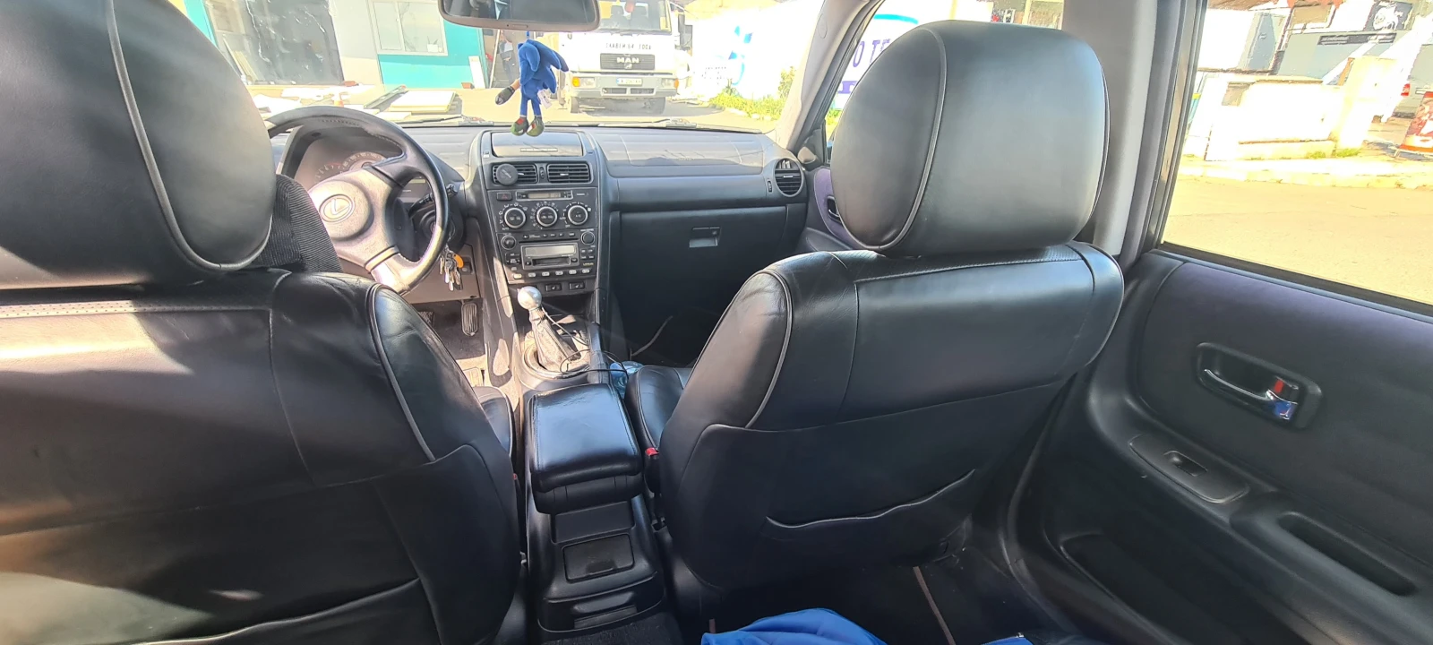Lexus IS 200  - изображение 9