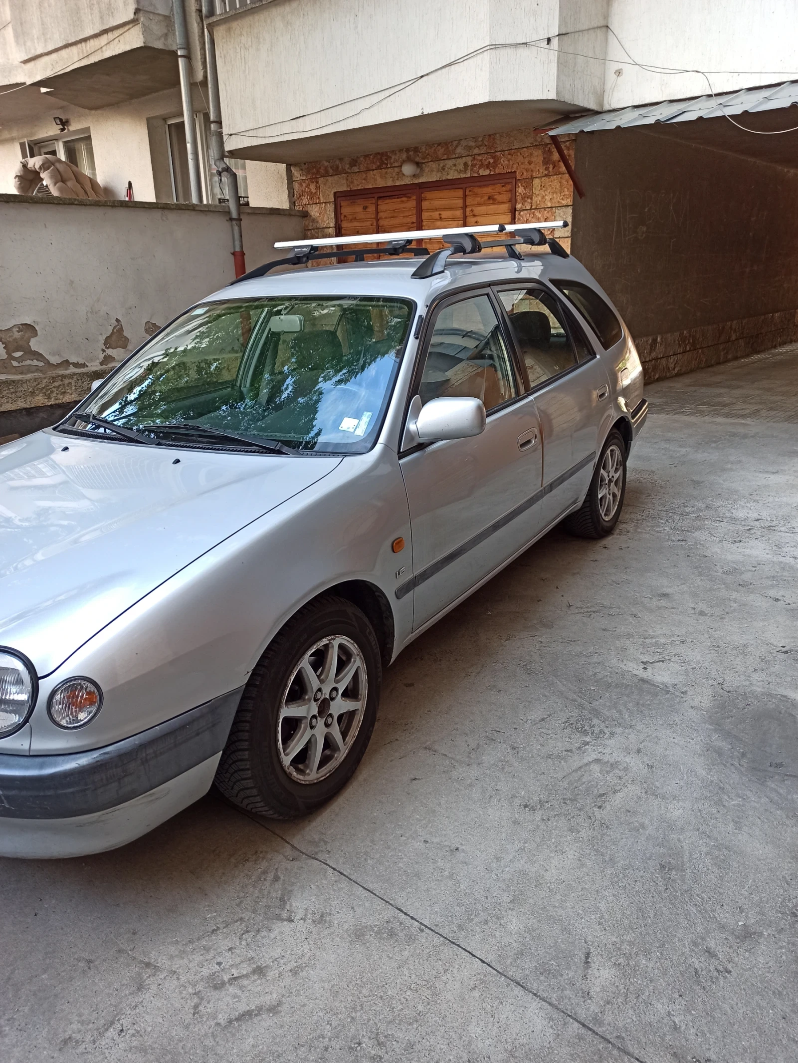 Toyota Corolla  - изображение 2