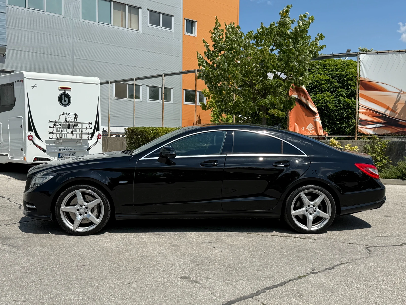 Mercedes-Benz CLS 500 4.7i 408 к.с. 4matic - изображение 2