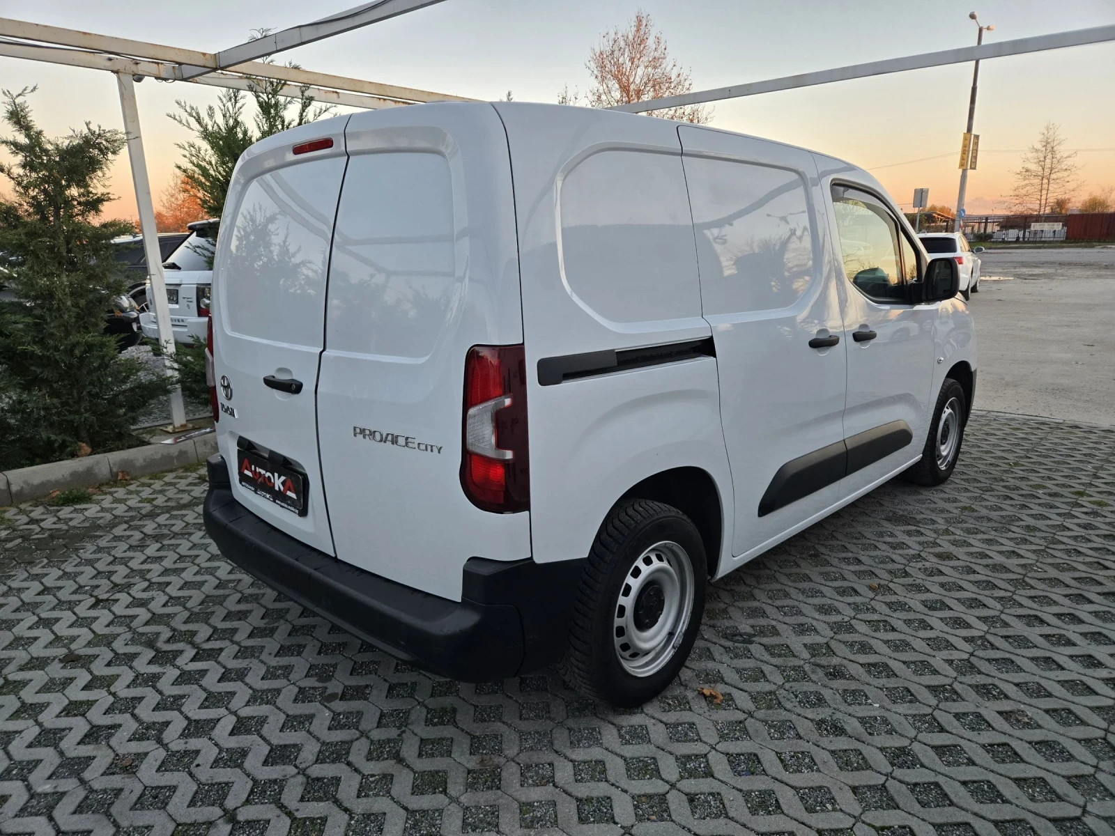 Toyota Proace City 1.5D4d-102кс= 147.000км= АВТОПИЛОТ= СЕРВ.ИСТОРИЯ - изображение 3