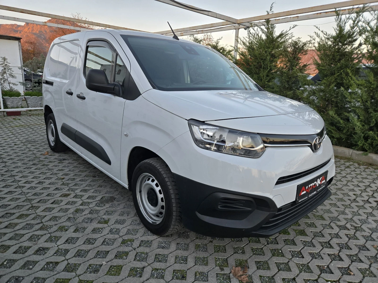 Toyota Proace City 1.5D4d-102кс= 147.000км= АВТОПИЛОТ= СЕРВ.ИСТОРИЯ - изображение 2