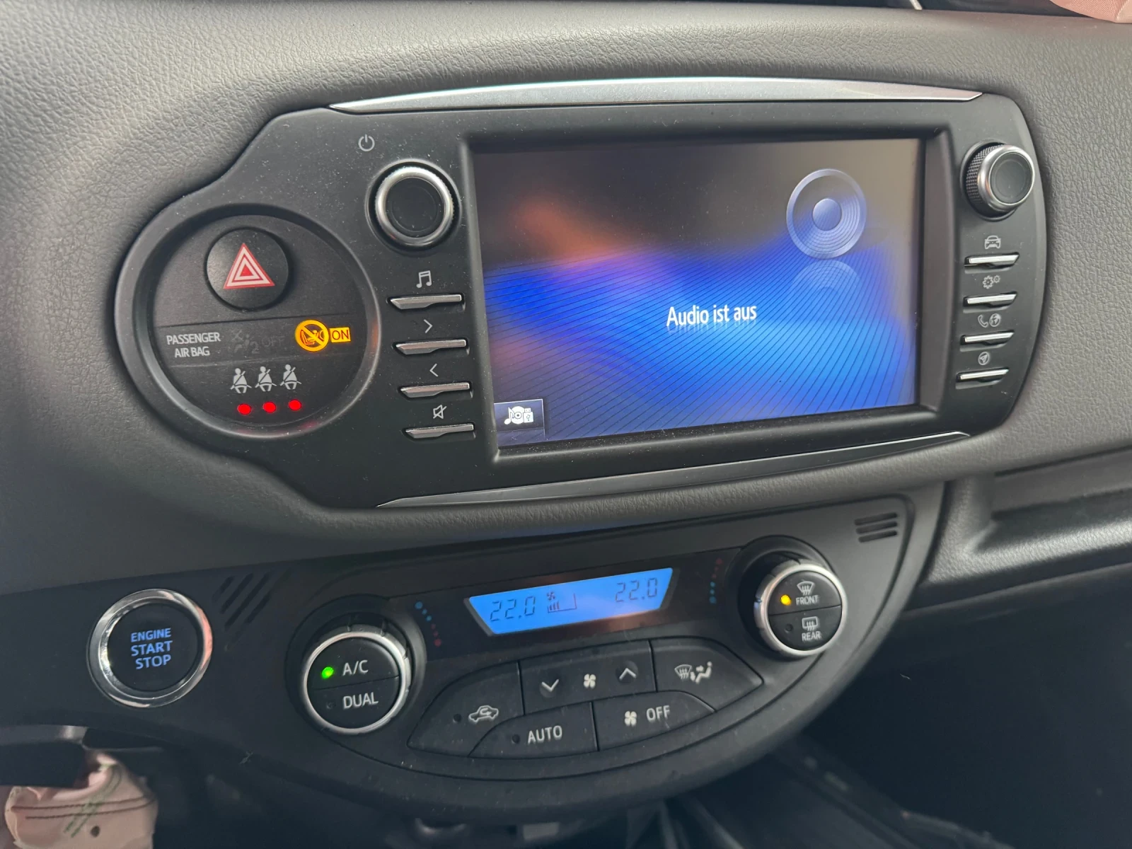 Toyota Yaris 1.0 benzin 50000km | Mobile.bg � ����������� 12