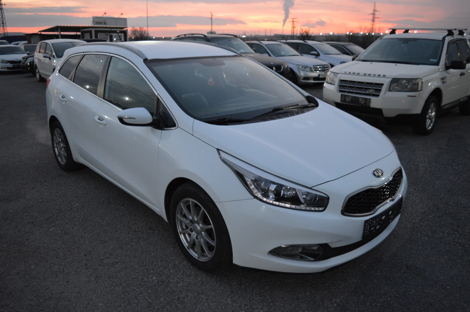 Kia Ceed 1.6CRDI-AVTOMAT - изображение 3