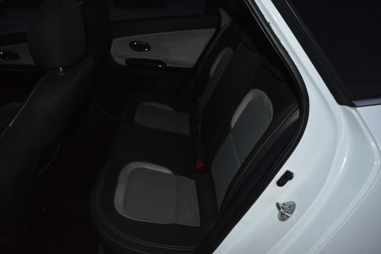 Kia Ceed 1.6CRDI-AVTOMAT | Mobile.bg   11