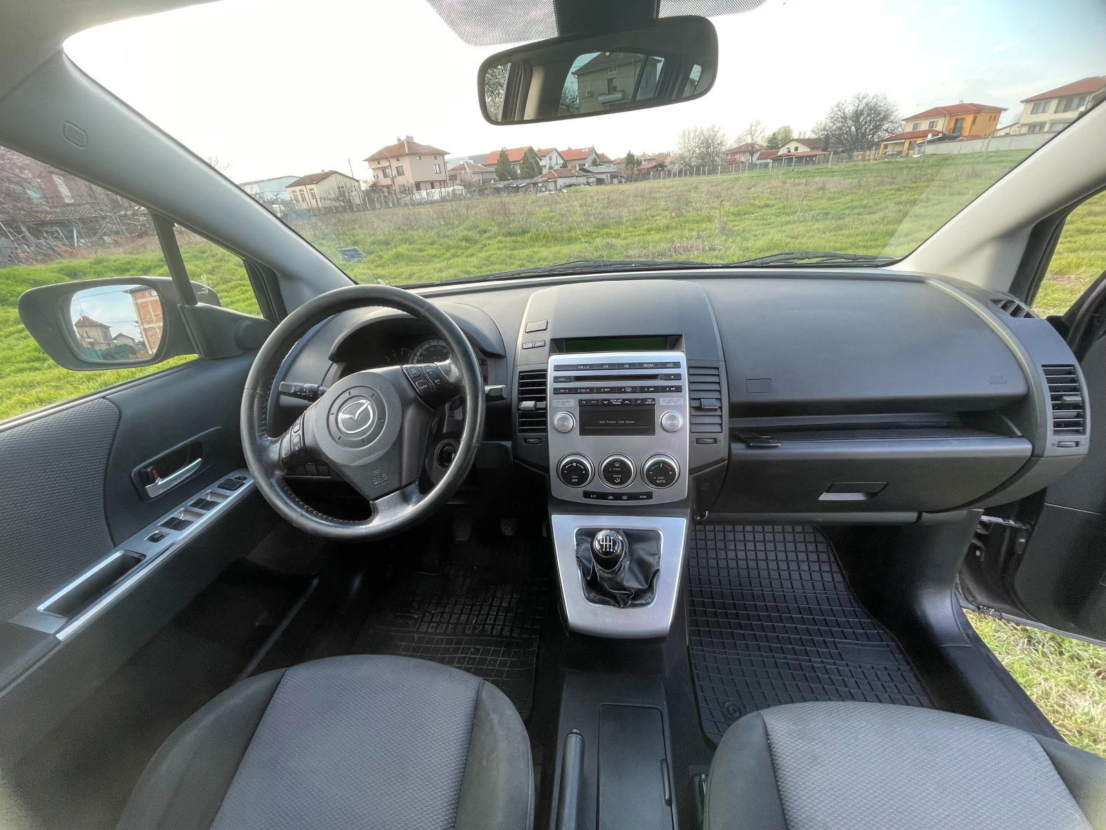 Mazda 5, снимка 5 - Автомобили и джипове - 54029373