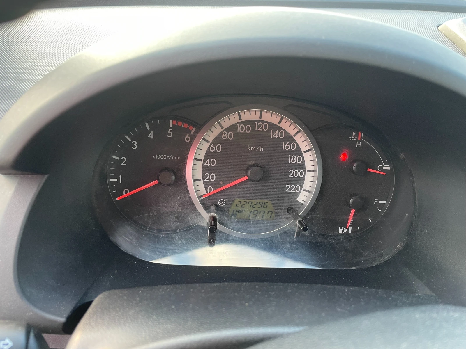 Mazda 5, снимка 9 - Автомобили и джипове - 54029373