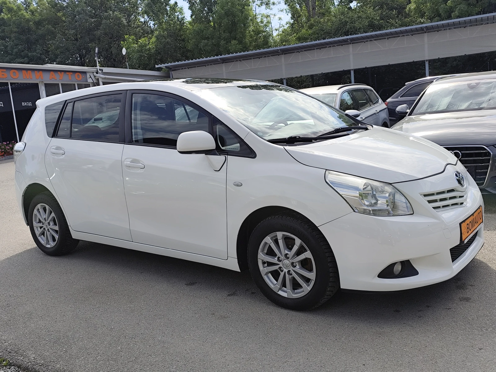 Toyota Verso 2.0D-4D * 7 �����* EURO5B * * KAMERA* PANORAMA*  | Mobile.bg � ����������� 3