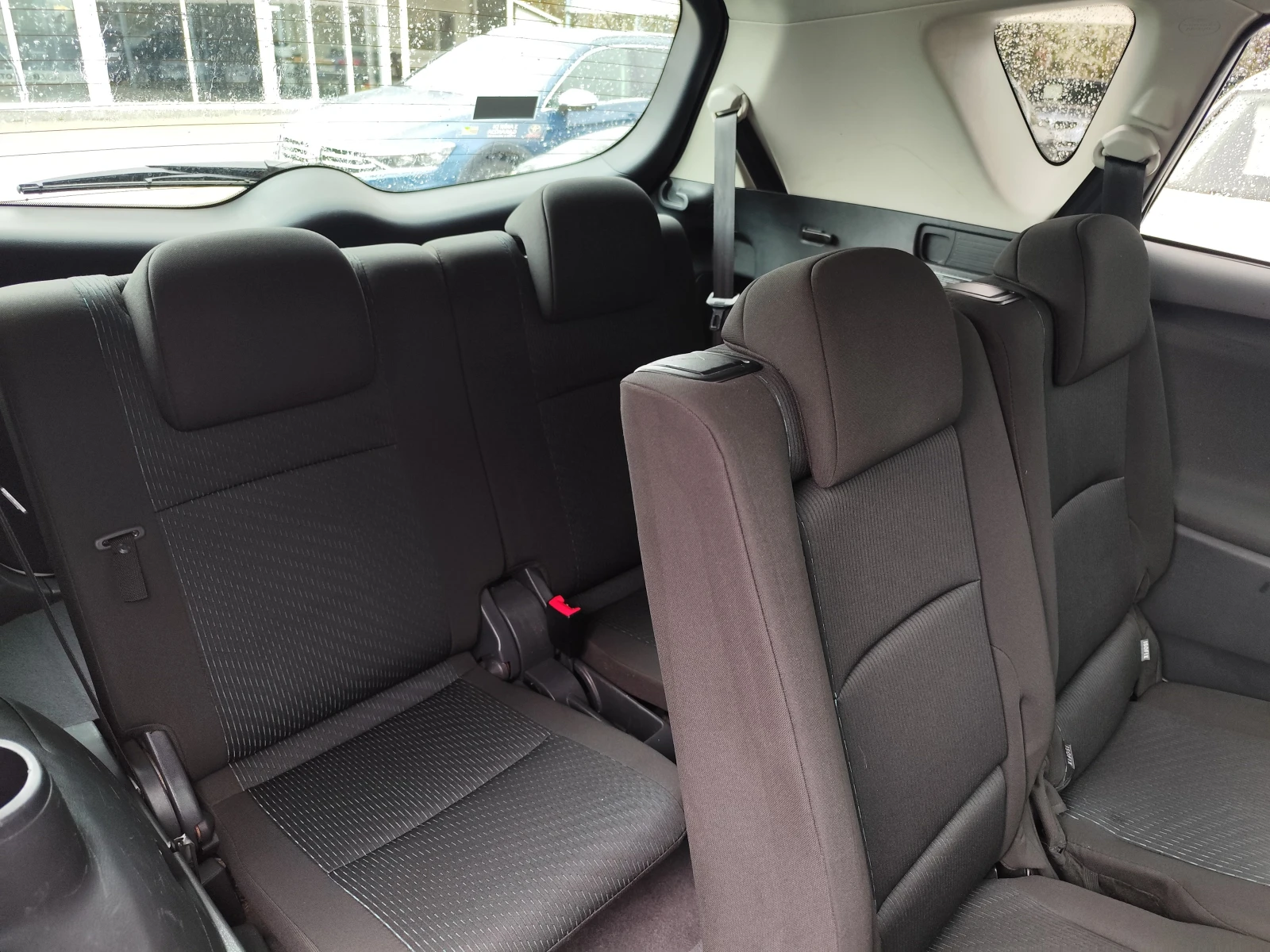 Toyota Verso 2.0D-4D * 7 МЕСТА* EURO5B * * KAMERA* PANORAMA* , снимка 11 - Автомобили и джипове - 54086913