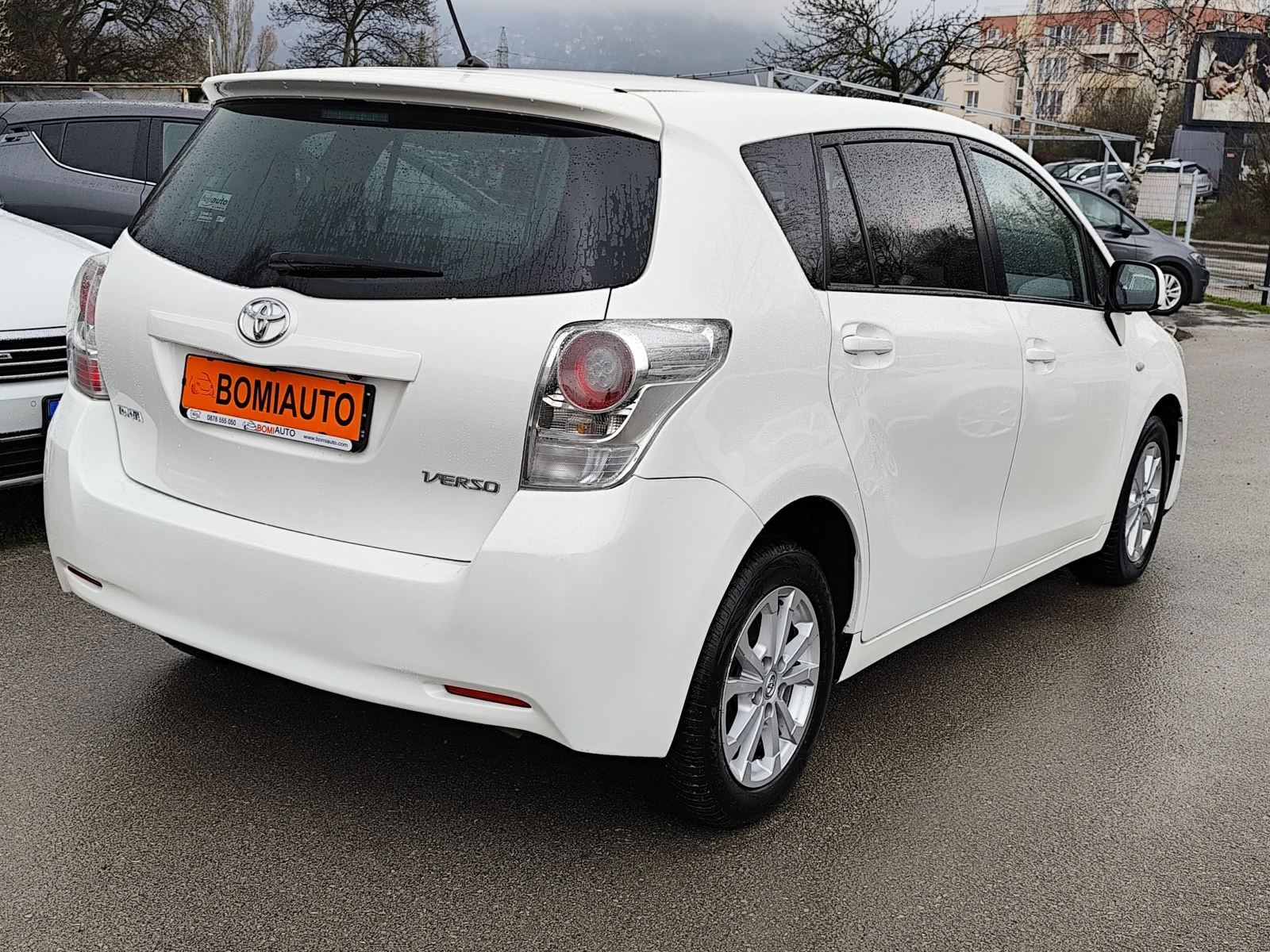Toyota Verso 2.0D-4D * 7 МЕСТА* EURO5B * * KAMERA* PANORAMA* , снимка 4 - Автомобили и джипове - 54086913
