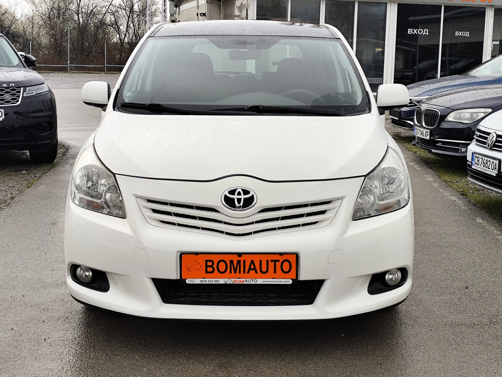 Toyota Verso 2.0D-4D * 7 МЕСТА* EURO5B * * KAMERA* PANORAMA* , снимка 2 - Автомобили и джипове - 54086913